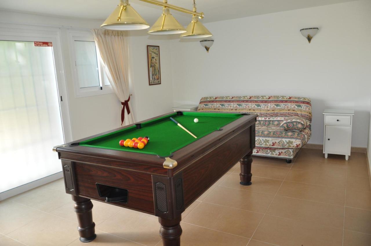 El Descanso - By Costadelsolholiday Family Villa By Marina Heated Private Pool! เบนัลมาเดนา ภายนอก รูปภาพ