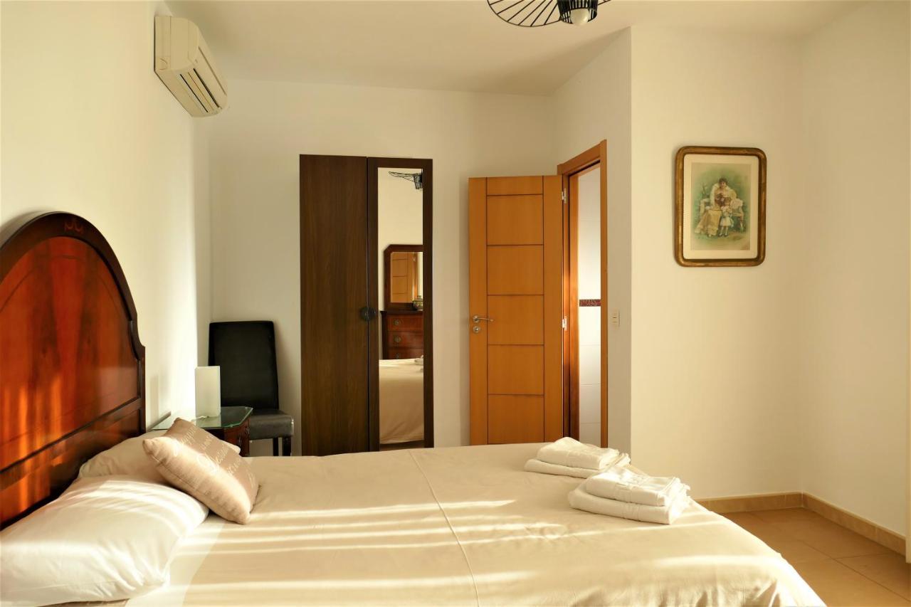 El Descanso - By Costadelsolholiday Family Villa By Marina Heated Private Pool! เบนัลมาเดนา ภายนอก รูปภาพ