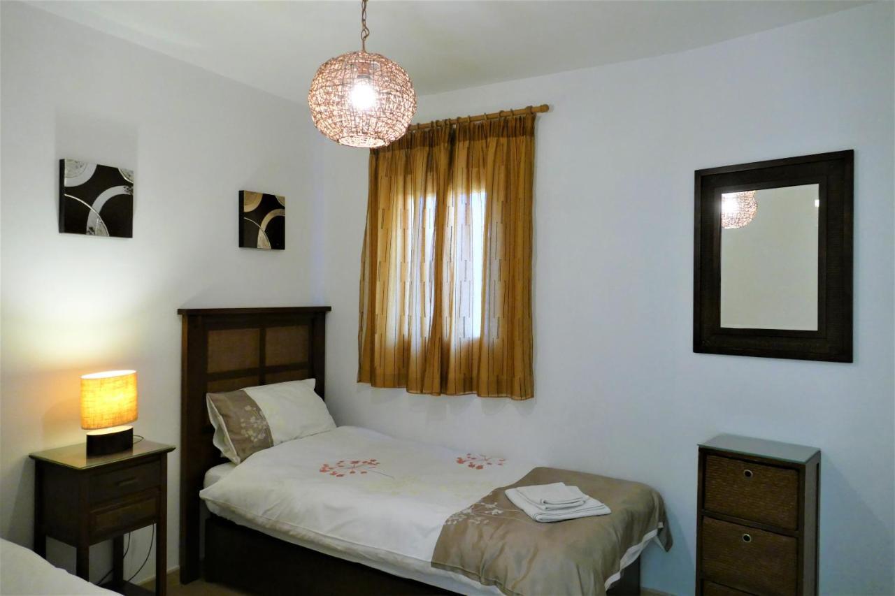 El Descanso - By Costadelsolholiday Family Villa By Marina Heated Private Pool! เบนัลมาเดนา ภายนอก รูปภาพ