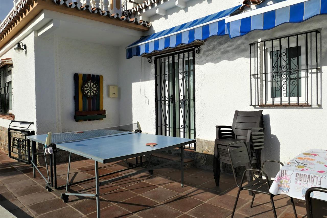 El Descanso - By Costadelsolholiday Family Villa By Marina Heated Private Pool! เบนัลมาเดนา ภายนอก รูปภาพ