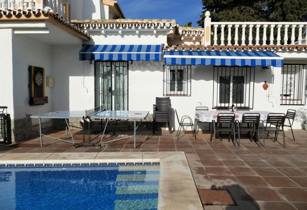 El Descanso - By Costadelsolholiday Family Villa By Marina Heated Private Pool! เบนัลมาเดนา ภายนอก รูปภาพ